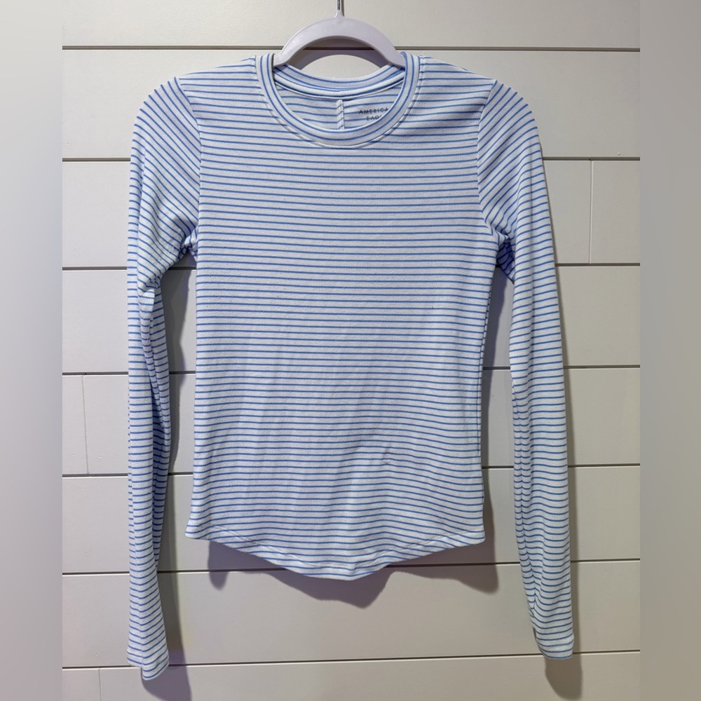 American Eagle Outfitters Light Blue Striped Long Sleeve Tee